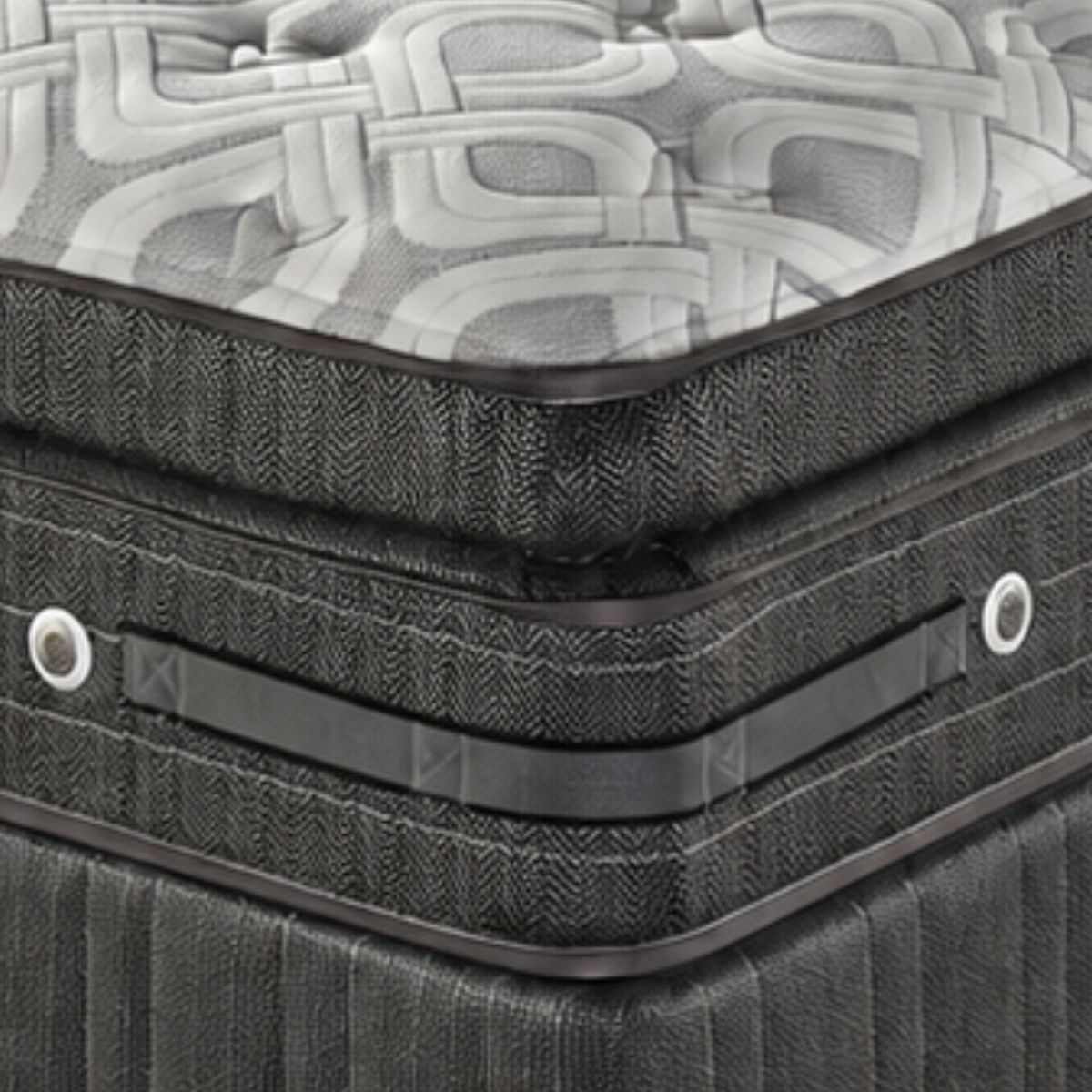 Sealy Elevate Plush Bed Set - Image 3